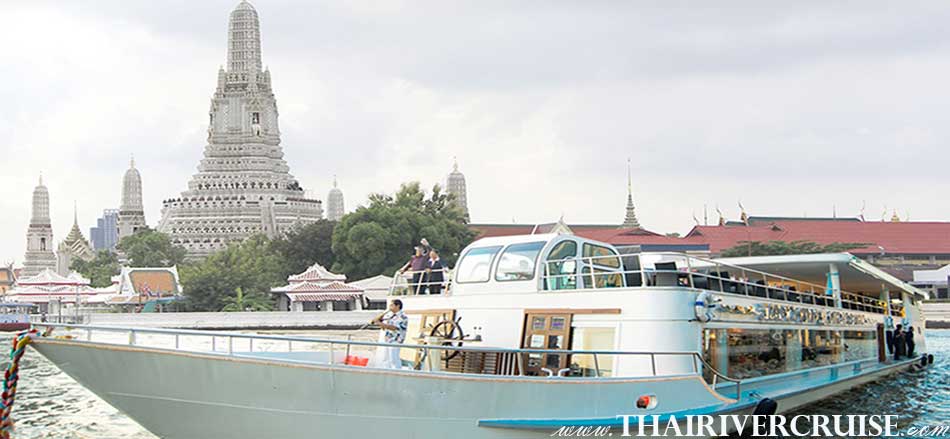 Ayutthaya Day Tour from Bangkok, travel by bus and back by boat 