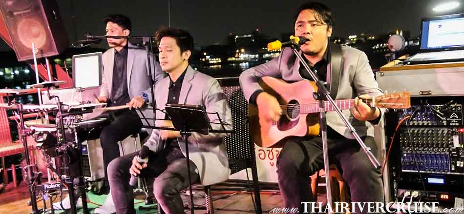 Enjoy to see entertainment by live music with English song, performance on board private dinner cruise Bangkok,Boat Rentals Charters Private River Cruise in Bangkok Thailand