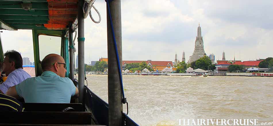 When the Chaophraya river boat is cruising along Chaphraya river, you will see river attractions from Chao phraya river boat tour Bangkok with lunch