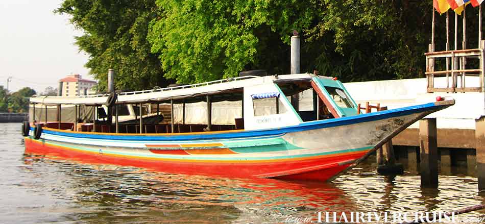 Chaophraya Express Boat Tour Rental Service for Tourists Bangkok Thailand 