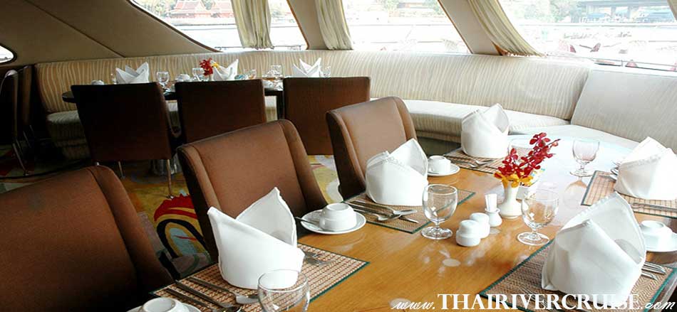 Grand Pearl Cruise, Air conditioned seat Luxury Chaophraya river cruise Bangkok Thailand