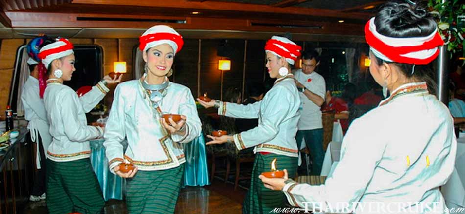 Entertainment  on board Grand Pearl Cruise Loykratong Day by Thai classical dancing and live music pop,jazz,dance, music style