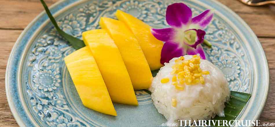 Manohra Cruise Luxury Rice Barge Dinner Cruise Bangkok Thailand