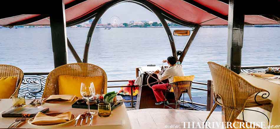 Manohra Cruise Luxury Rice Barge Dinner Cruise Bangkok Thailand