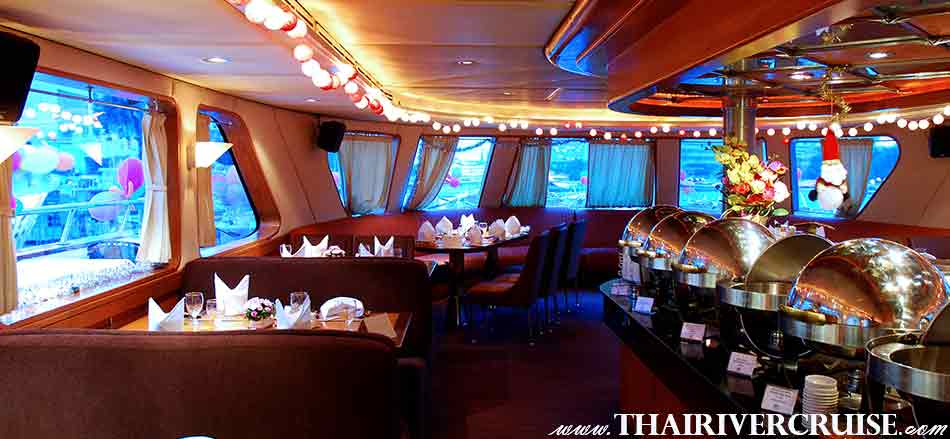 Air Conditioned Seat of Front of Cruise, River Cruise Bangkok New Year’s Eve Dinner Grand Pearl Cruise, Luxury 5 Star Modern Cruise on the Chaophraya river 