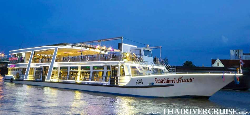 Welcome aboard White Orchid River Cruise, luxury buffet dinner cruise Chaophraya river Bangkok Thailand 