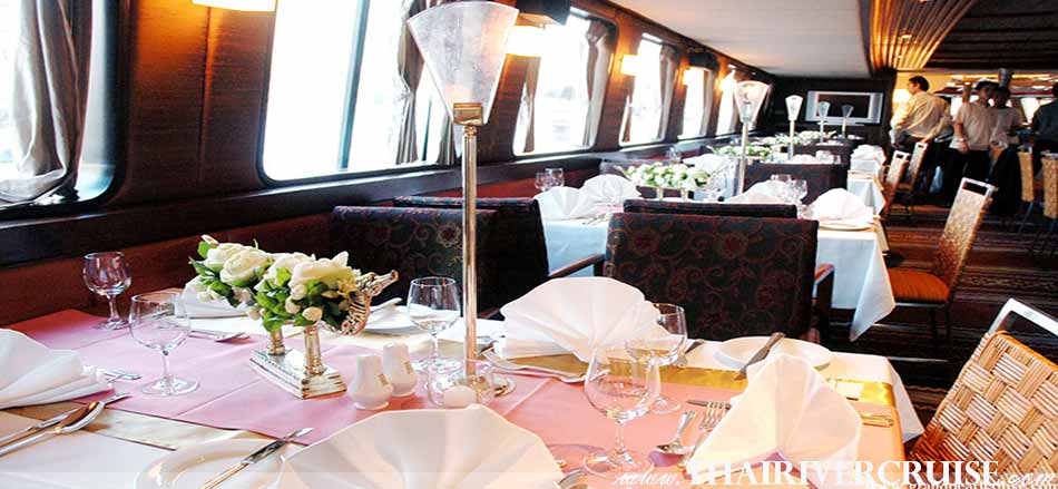 Romantic Dinner Valentine Day Bangkok Grand Pearl Cruise Thailand