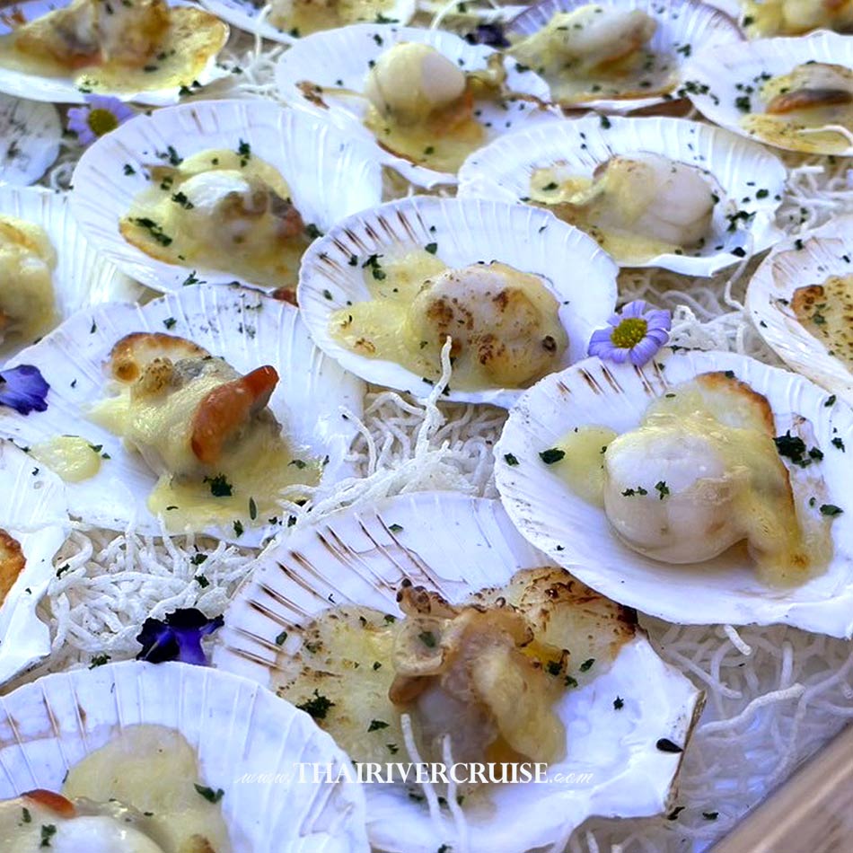 Chao phraya dinner cruise price Sawasdee Chaophraya Cruise Buffet Diner Bangkok - Scallops Seafood Dinner 