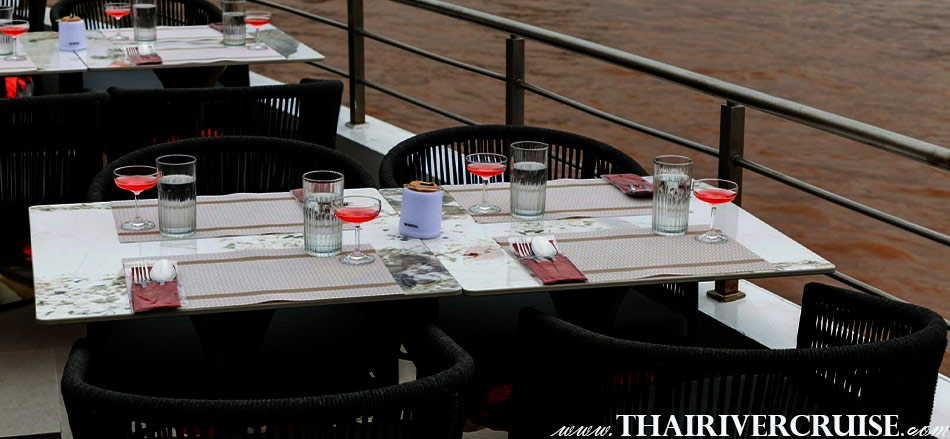 SAWASDEE CHAOPHRAYA CRUISE FLOOR 2ND OPEN AIR
