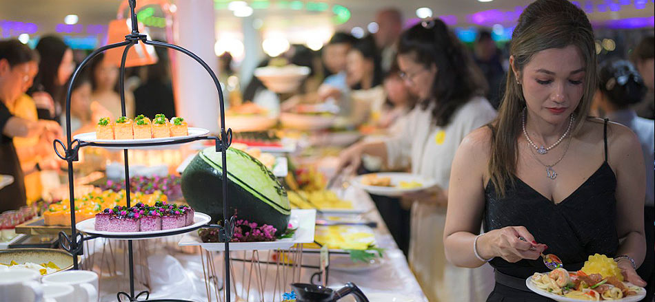 SAWASDEE CHAOPHRAYA CRUISE FLOOR 2ND OPEN AIR
