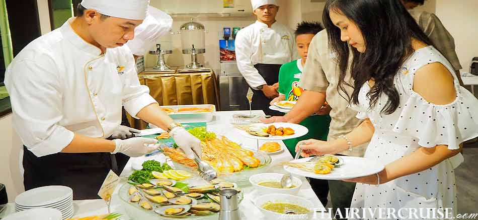 เรือ เดอะ แบงค็อก ริเวอร์ ครุยส์ อาหาร บุฟเฟ่ต์ นานาชาติ ล่องเรือ ดินเนอร์ เจ้าพระยา