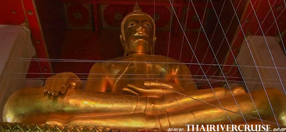 Big golden Buddha at Wihan Phramongkhon bopit,Grand Pearl Cruise Ayutthaya 