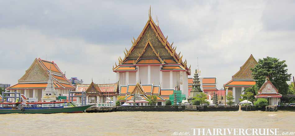 Wat Kanlayanamitr , Bangkok. ( วัดกัลยามิตร ) Chaophraya River Attraction Bangkok, Thailand