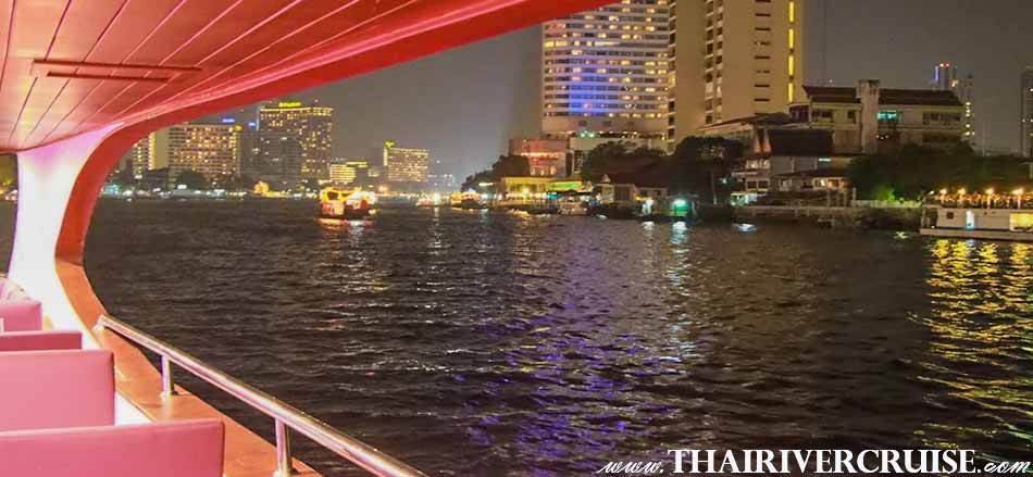 Wonderful Pearl Cruise, luxury large elegance 5-stars dinner cruise Chaophraya river Bangkok Thailand