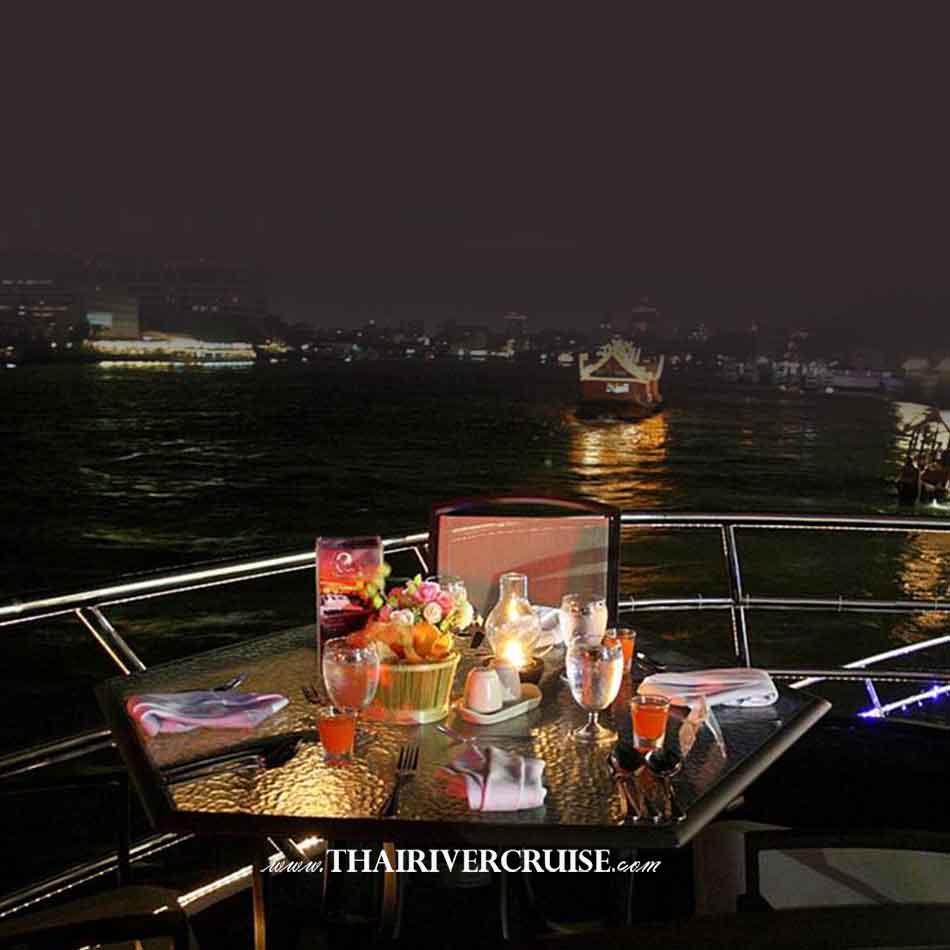 Chaophraya Cruise & Grand Chaophraya Crusie Bangkok night river cruise luxury 5 star Chaophraya river Bangkok