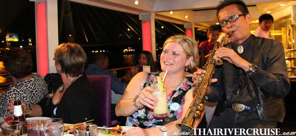 Best Valentine Dinner Bangkok Chaophraya Cruise 5 Star Dinning Thailand