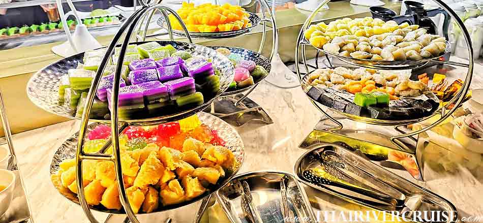 Delicious Thai Desserts In buffet line onboard, Loy Krathong In Bangkok Meridian Alangka Cruise,Where to Float Your Krathongs in Bangkok Thailand. Famous place to 