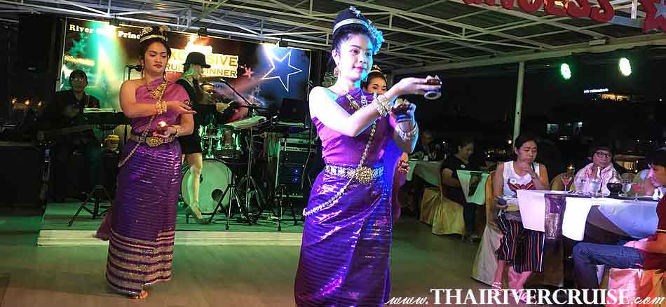 Thai classical dancing show, entertainment on board River Star Princess Cruise Bangkok Thailand by Thai classical dancing and live band music,Bangkok evening river cruise on Chao phraya river Bangkok River Star Princess Cruise offer discount ticket price for dinner cruise Bangkok booking online promotion 