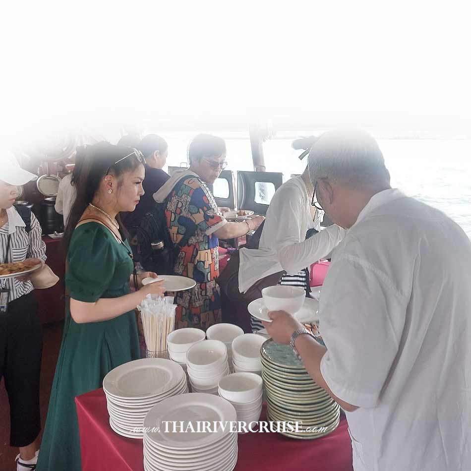 ล่องเรือ ไหว้ พระ 3 วัด กรุงเทพ ล่องเรือไหว้พระ กรุงเทพ ล่องเรือ แม่น้ำเจ้าพระยา  เรือมหาเภตรา เจ้าพระยา ล่องเรือเจ้าพระยา เรือไม้ ทรงไทย สุดคลาสสิค อาหารไทย ฟังดนตรีไทย บรรเลงขิม ขับกล่อม กลางเจ้าพระยา เรือมหาเภตรา Maha Bhetra